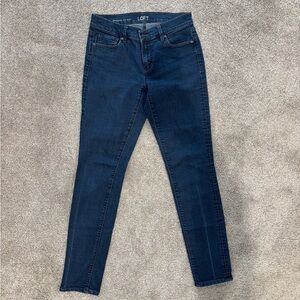 Loft modern skinny jeans. Size 26. Dark wash.